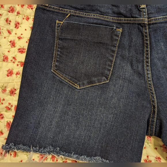 💥 5 for 25 💥 Mossimo modern skinny cut offs size 14 - Picture 7 of 11